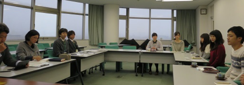 フタバ化学本社での会議